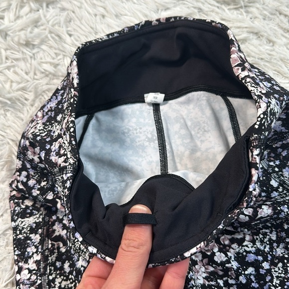 Lululemon Pace Rival Crop *22" Floral Spritz Multi / Black - Picture 3 of 7